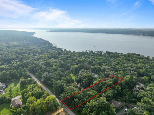 W4371 Laurel STREET, Lake Geneva, WI 53147