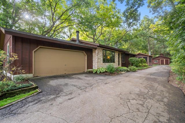 W4371 Laurel STREET, Lake Geneva, WI 53147