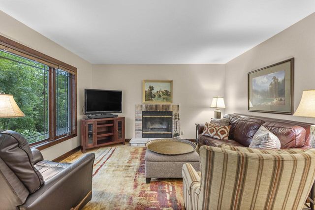 W4371 Laurel STREET, Lake Geneva, WI 53147
