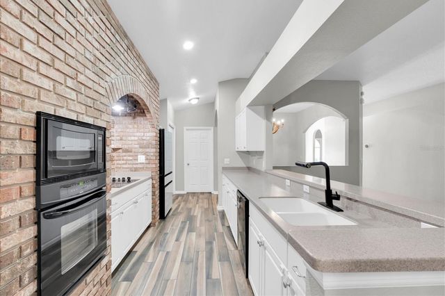 16314 BRIDGEGLADE LANE, Lithia, FL 33547