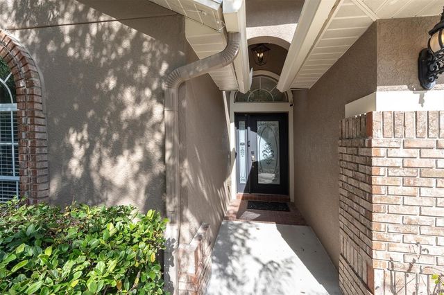 16314 BRIDGEGLADE LANE, Lithia, FL 33547