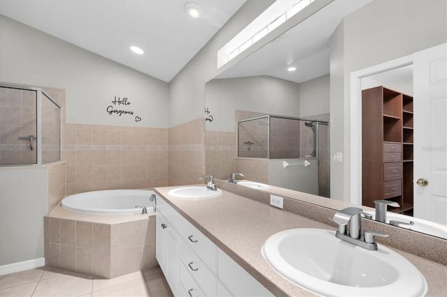 16314 BRIDGEGLADE LANE, Lithia, FL 33547