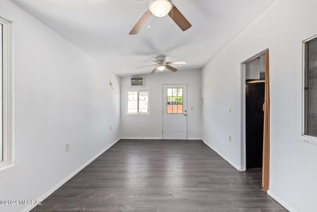 5707 W Tumbling F Street, Tucson, AZ 85713