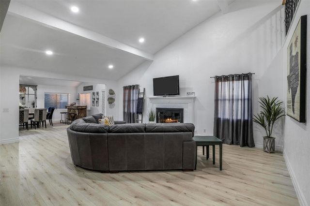 1510 Hillcrest Boulevard, Little Elm, TX 75068