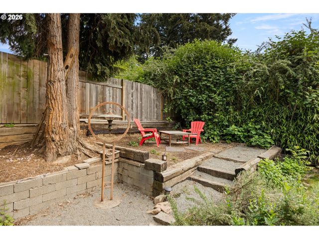12955 Sw EVERGREEN St, Beaverton, OR 97005
