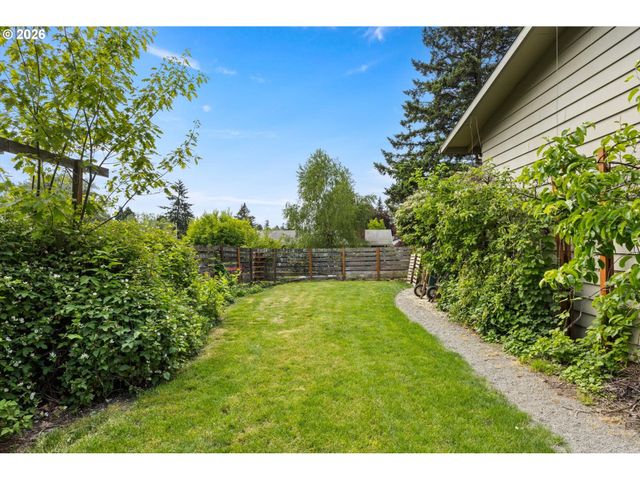 12955 Sw EVERGREEN St, Beaverton, OR 97005