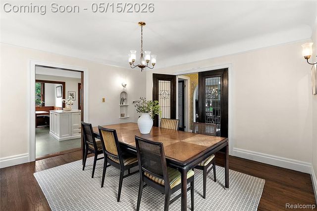 26329 York Road, Huntington Woods, MI 48070