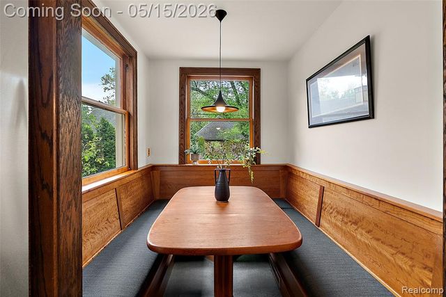 26329 York Road, Huntington Woods, MI 48070