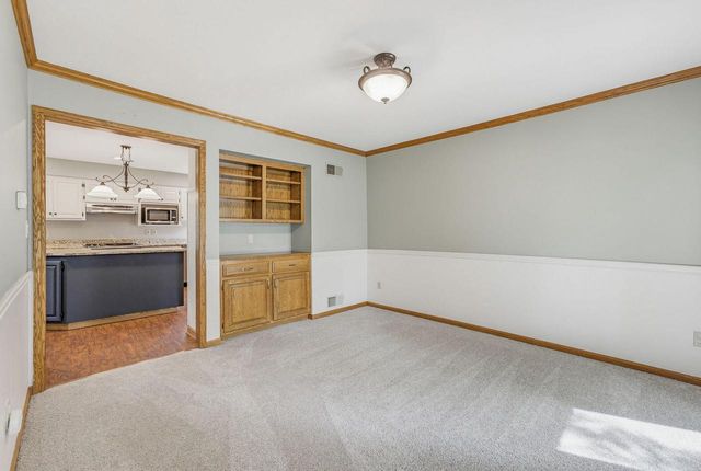 112 N Meadowside COURT, Summit, WI 53066