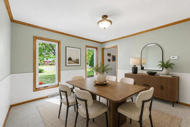 112 N Meadowside COURT, Summit, WI 53066