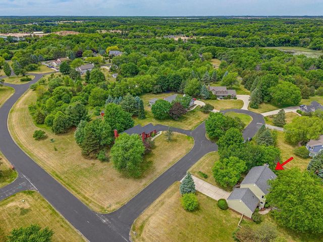 112 N Meadowside COURT, Summit, WI 53066