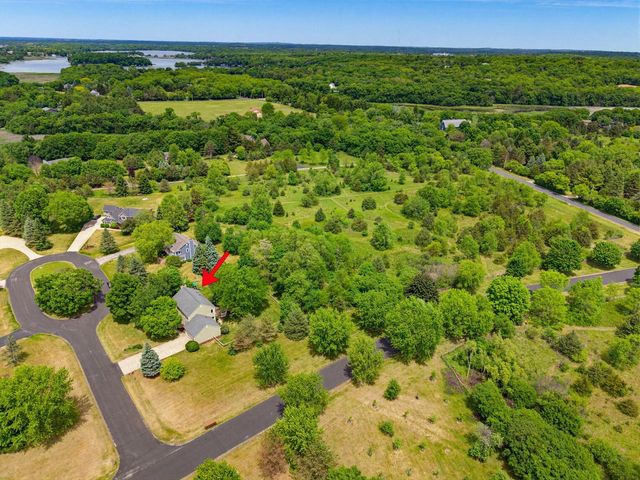 112 N Meadowside COURT, Summit, WI 53066