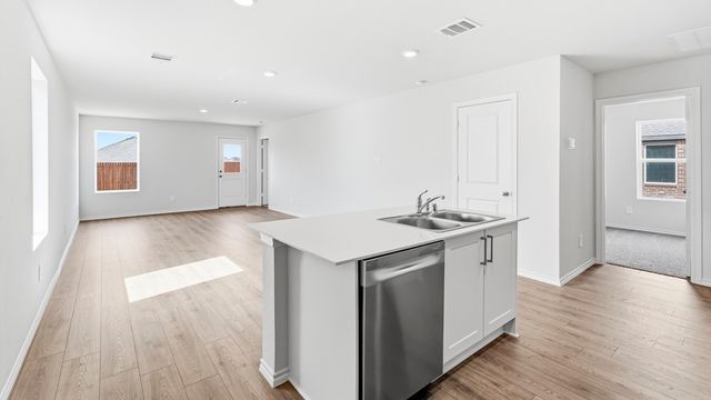 1907 Glory Drive, Bonham, TX 75418