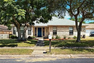 3118 Coral Reef Dr, Corpus Christi, TX 78418