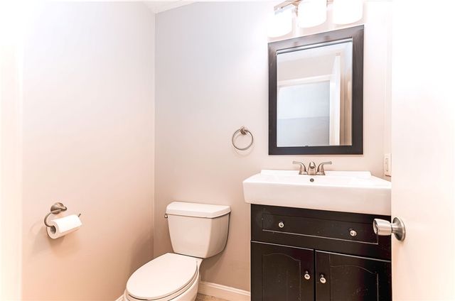 52 Kristee Circle 52, West Warwick, RI 02893