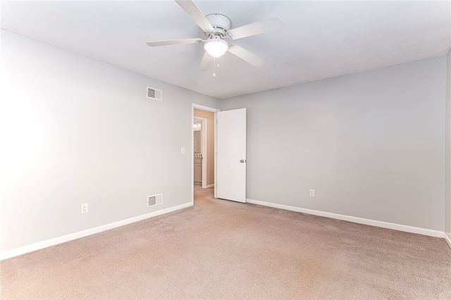 52 Kristee Circle 52, West Warwick, RI 02893