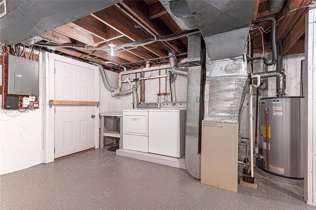 52 Kristee Circle 52, West Warwick, RI 02893