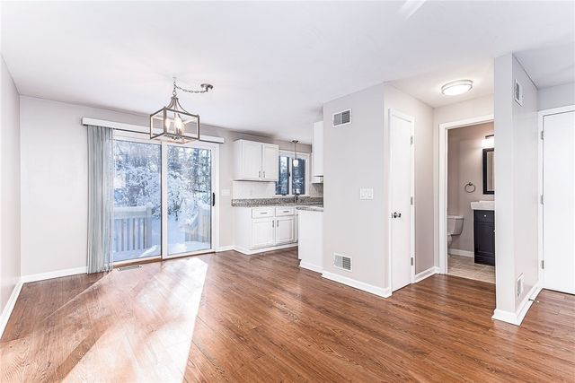 52 Kristee Circle 52, West Warwick, RI 02893