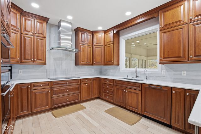5717 Fall Creek Road, Indianapolis, IN 46220