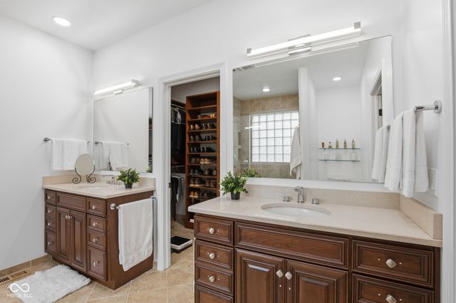 5717 Fall Creek Road, Indianapolis, IN 46220
