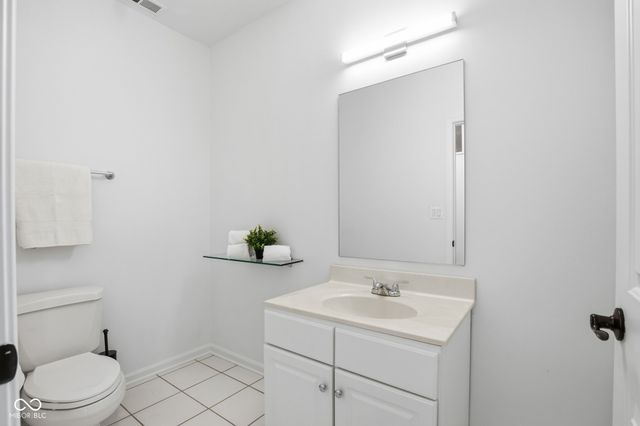 5717 Fall Creek Road, Indianapolis, IN 46220