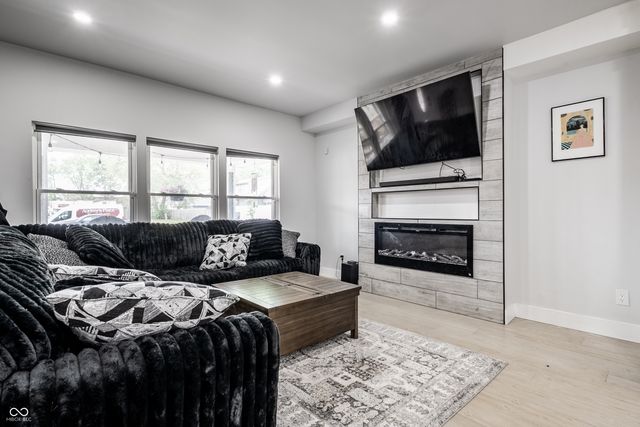 1013 N Lasalle Street, Indianapolis, IN 46201