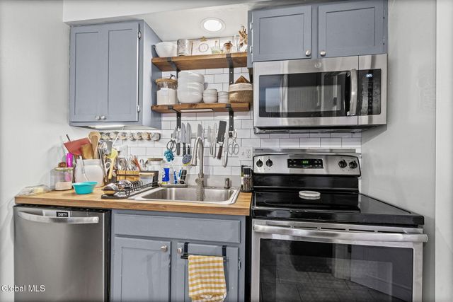 2015-2017 St Paul Drive, Ballston Spa, NY 12020