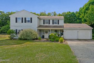 2015-2017 St Paul Drive, Ballston Spa, NY 12020