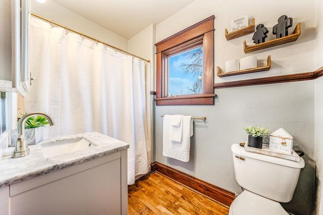 1704 LAWE STREET, Kaukauna, WI 54130