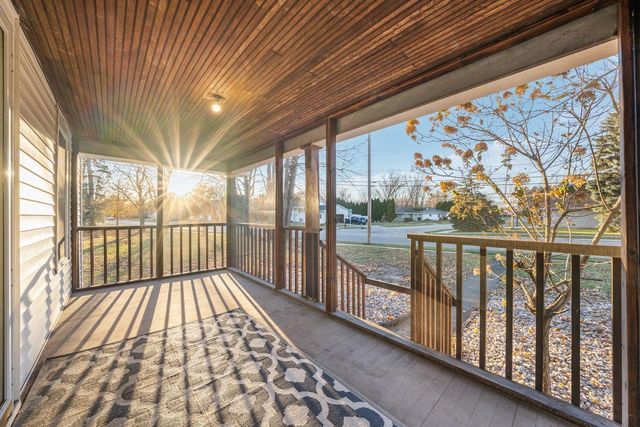 1704 LAWE STREET, Kaukauna, WI 54130