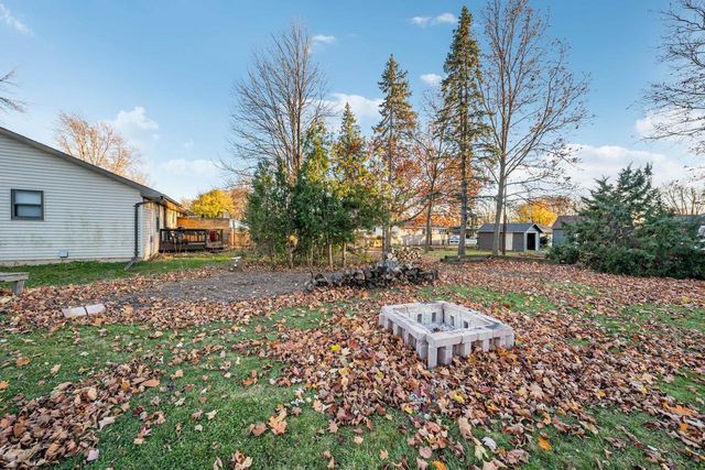 1704 LAWE STREET, Kaukauna, WI 54130