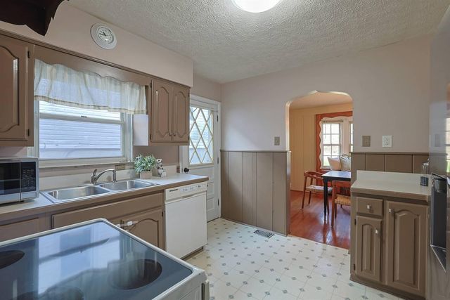 875 Lafayette Avenue, Bellevue, KY 41073