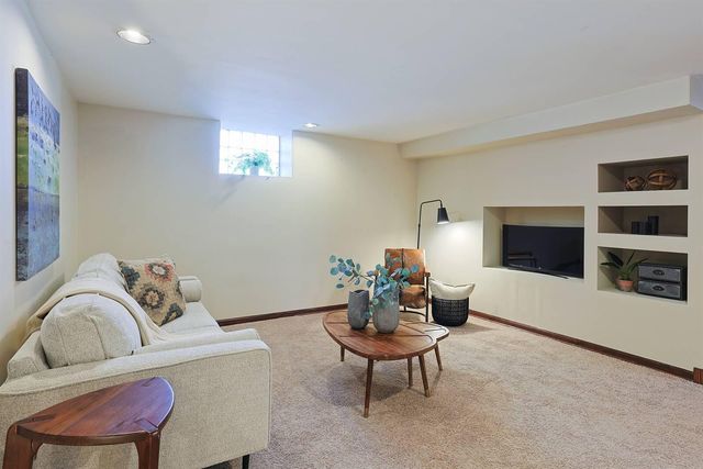 875 Lafayette Avenue, Bellevue, KY 41073