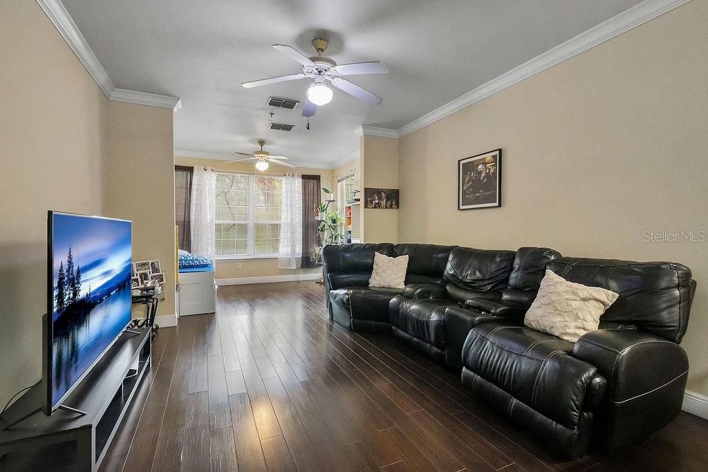 Image 5 of property listing at 3307 S KIRKMAN ROAD 126, Orlando, FL 32811