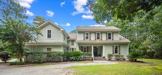 40 Rose Dhu Creek Plantation Dr, Bluffton, SC 29910