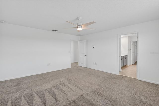 124 PINEYWOODS STREET, St Cloud, FL 34771