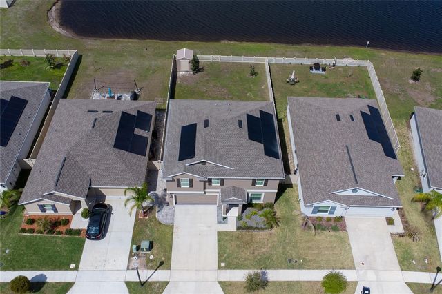 124 PINEYWOODS STREET, St Cloud, FL 34771