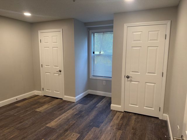 3 Marc Dr 3C-4, Plymouth, MA 02360