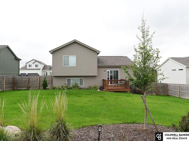 14822 S 17Th Street, Bellevue, NE 68123
