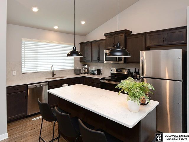 14822 S 17Th Street, Bellevue, NE 68123