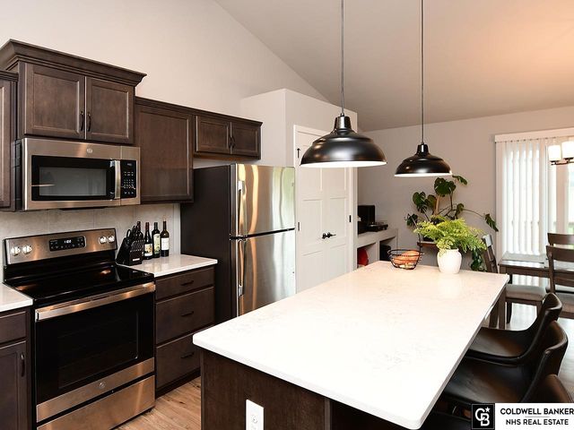 14822 S 17Th Street, Bellevue, NE 68123