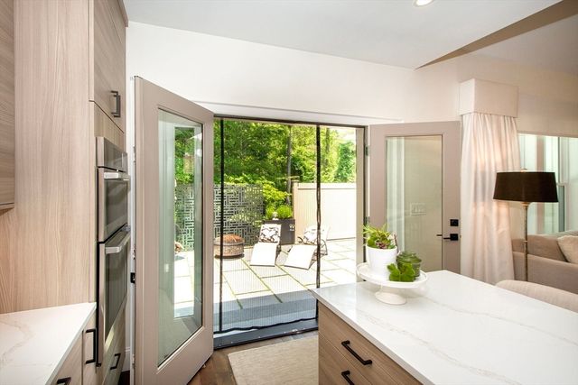 23 Kingston Street, Kingston, MA 02364