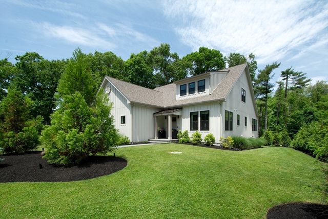 23 Kingston Street, Kingston, MA 02364