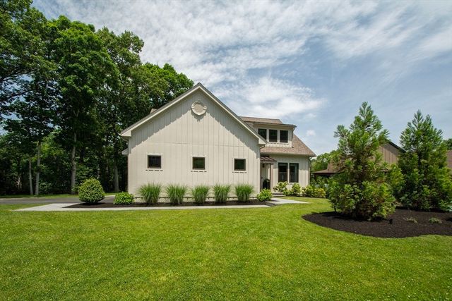 23 Kingston Street, Kingston, MA 02364