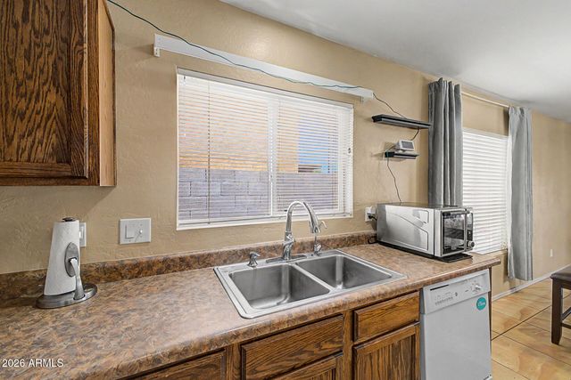 22259 W MESQUITE Drive, Buckeye, AZ 85326