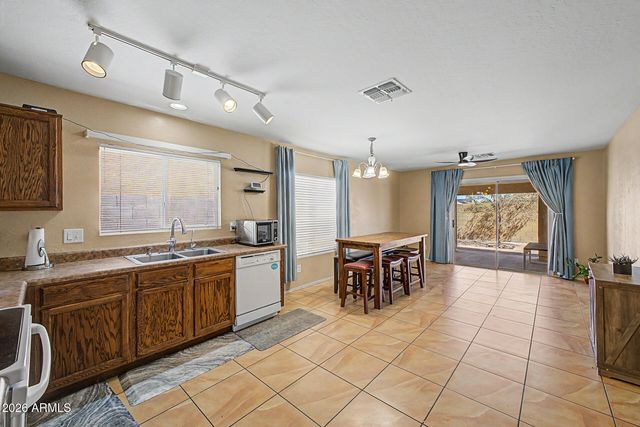22259 W MESQUITE Drive, Buckeye, AZ 85326