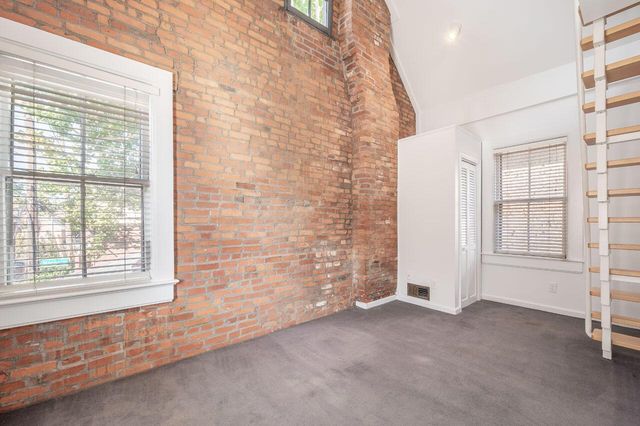 561 S 5th Street, Columbus, OH 43206