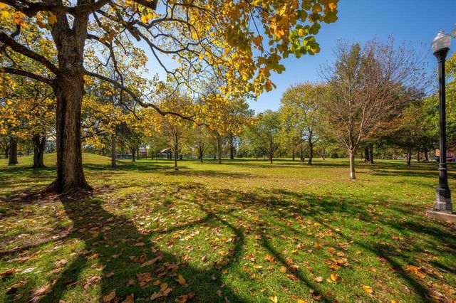 561 S 5th Street, Columbus, OH 43206