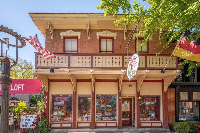 561 S 5th Street, Columbus, OH 43206