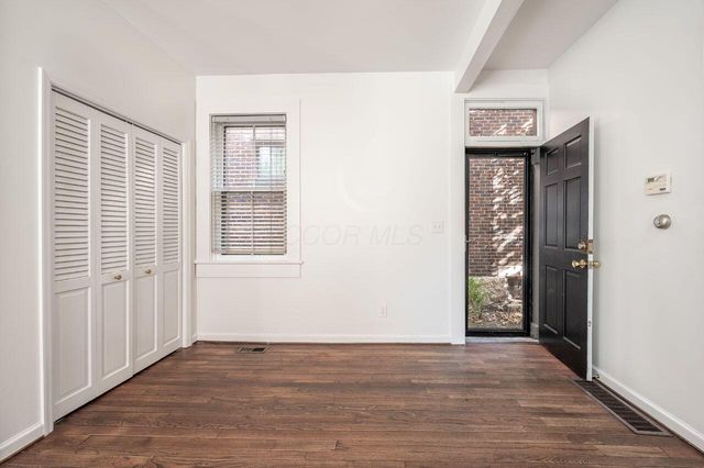 561 S 5th Street, Columbus, OH 43206